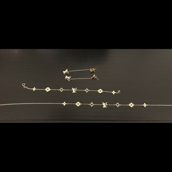Louis Vuitton Jewelry - Rare beautiful white and yellow gold set.